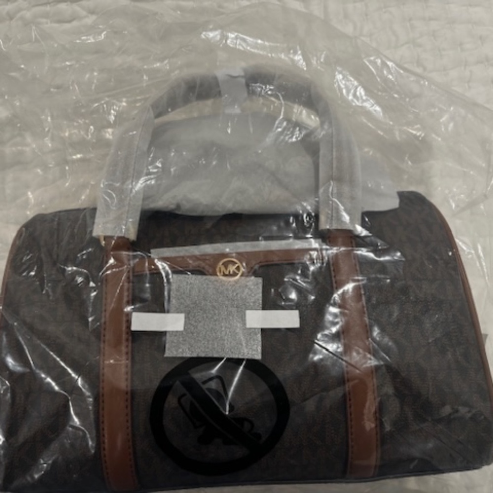 NWT Michael Kors Jet Set Travel Medium Duffel Crossbody - Brown Signature